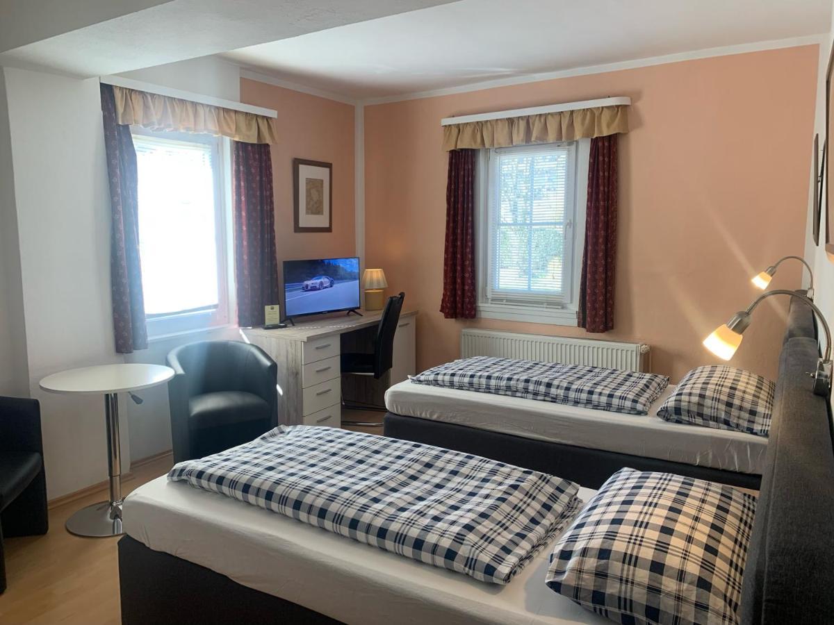 Zum Weissen Ross Hotell Nidda Eksteriør bilde