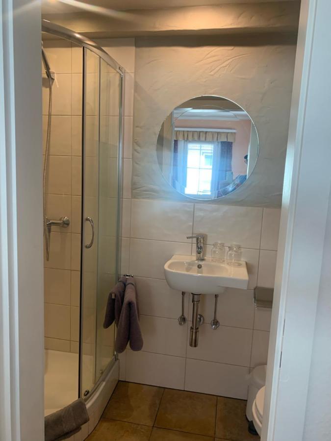 Zum Weissen Ross Hotell Nidda Eksteriør bilde