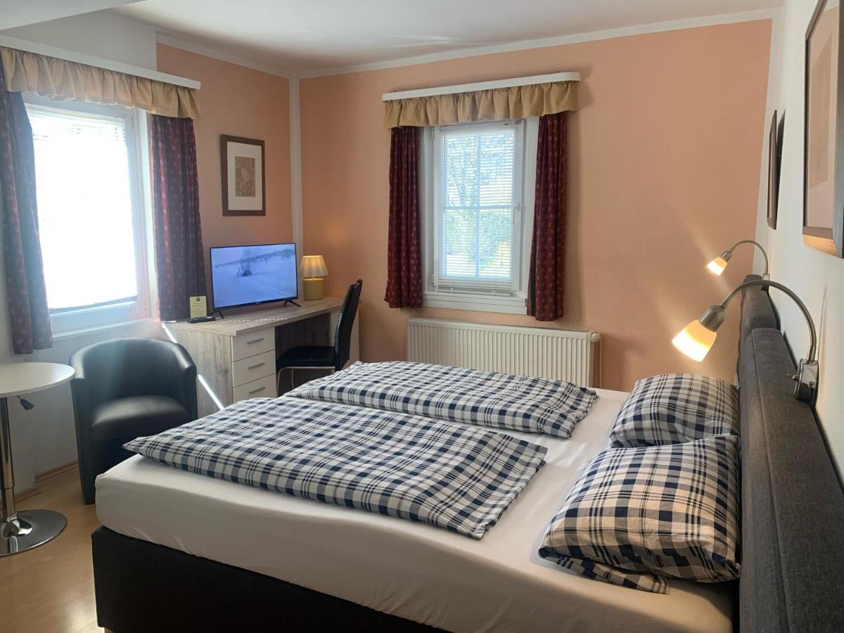 Zum Weissen Ross Hotell Nidda Eksteriør bilde